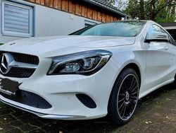 Weiß Gebraucht 2019 Mercedes CLA200 Shooting Brake Kombi | 18.950 € (Superpreis)