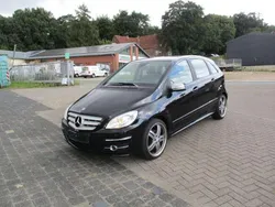 Schwarz Gebraucht 2010 Mercedes B180 Van / Kleinbus | 3.990 € (Guter Preis)