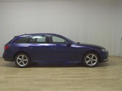 Blau Gebraucht 2021 Audi A4 Advanced Kombi | 24.480 € (Guter Preis)