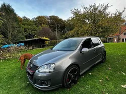 Silber Gebraucht 2008 VW Golf V Edition Kleinwagen | 11.000 €