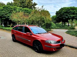 Rot Gebraucht 2006 Renault Laguna GrandTour Avantage Kombi | 2.850 € (Fairer Preis)