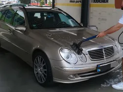 Gold Gebraucht 2004 Mercedes E320 Avantgarde Kombi | 3.900 € (Etwas zu teuer)