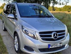 Silber Gebraucht 2016 Mercedes V250 Edition Van / Kleinbus | 35.499 € (Fairer Preis)