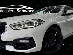Weiß Gebraucht 2022 BMW 120 Sport Line Kleinwagen | 25.450 € (Fairer Preis)