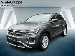 Grau / indiumgrau Gebraucht 2023 VW T-Roc Style SUV | 33.980 € (Teuer)
