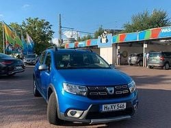 Blau Gebraucht 2017 Dacia Sandero Kleinwagen | 6.000 € (Guter Preis)