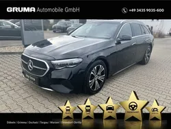 Lack obsidianschwarz Gebraucht 2024 Mercedes E450 Avantgarde Kombi | 77.960 € (Fairer Preis)