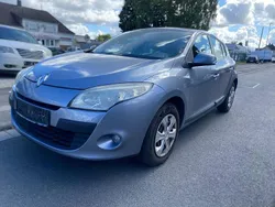 Blau Gebraucht 2010 Renault Mégane III Expression Limousine | 2.900 € (Guter Preis)