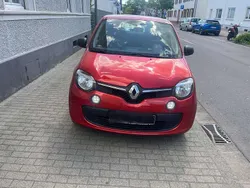 Rot Gebraucht 2017 Renault Twingo Life Kleinwagen | 6.500 €