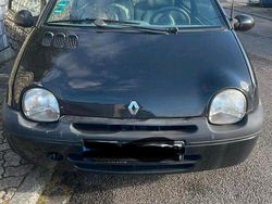 Schwarz Gebraucht 2004 Renault Twingo Authentique Kleinwagen | 750 € (Fairer Preis)