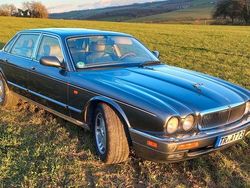 Blau Gebraucht 1996 Jaguar XJ6 Executive Limousine | 4.990 €