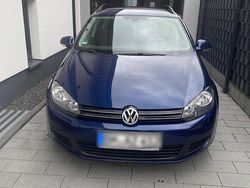 Blau Gebraucht 2010 VW Golf Kombi | 2.500 € (Superpreis)