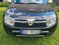 Schwarz Gebraucht 2010 Dacia Duster SUV | 7.650 € (Etwas zu teuer)