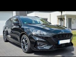 Schwarz Gebraucht 2019 Ford Focus Active Limousine | 15.500 € (Fairer Preis)