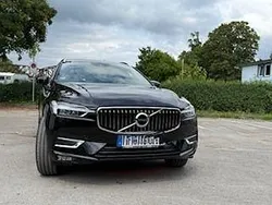 Schwarz Gebraucht 2018 Volvo XC60 Inscription SUV | 26.000 € (Etwas zu teuer)