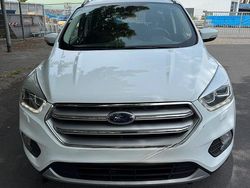 Weiß Gebraucht 2018 Ford Kuga Cool & Connect SUV | 13.800 € (Guter Preis)