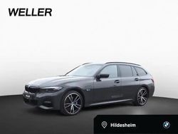 Dravitgrau (grau) Gebraucht 2022 BMW 330 M Sport Kombi | 32.450 € (Guter Preis)
