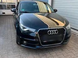 Schwarz Gebraucht 2011 Audi A1 S-Line Kleinwagen | 6.000 € (Guter Preis)