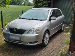 Silber Gebraucht 2003 Toyota Corolla Limousine | 3.300 € (Etwas zu teuer)
