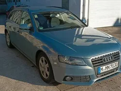 Grau Gebraucht 2011 Audi A4 Ambiente Kombi | 8.556 € (Fairer Preis)