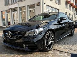 Ung. schwarz Gebraucht 2019 Mercedes C220 AMG Coupé | 28.490 € (Etwas zu teuer)