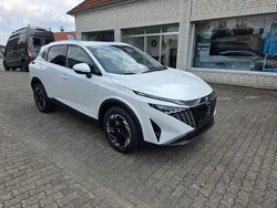 Weiß metallic Gebraucht 2025 Nissan Qashqai 360º SUV | 27.980 € (Superpreis)