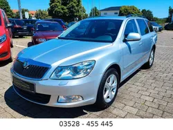 Silber (brilliantsilber metallic) Gebraucht 2012 Skoda Octavia Kombi | 8.990 € (Fairer Preis)