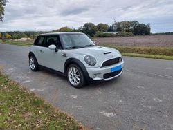 Silber Gebraucht 2010 Mini Cooper S Kleinwagen | 10.800 € (Fairer Preis)