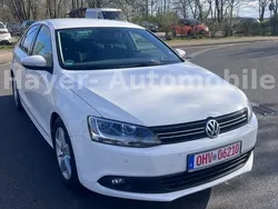 Weiß Gebraucht 2011 VW Jetta Comfortline Limousine | 7.399 € (Fairer Preis)
