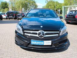 Schwarz Gebraucht 2016 Mercedes A200 AMG line Limousine | 17.200 € (Fairer Preis)
