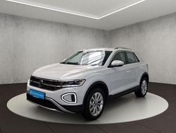 Pure white Gebraucht 2024 VW T-Roc Style SUV | 29.900 € (Fairer Preis)