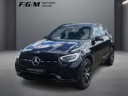 Schwarz Gebraucht 2020 Mercedes GLC300e AMG line SUV | 45.590 € (Etwas zu teuer)