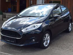 Schwarz Gebraucht 2016 Ford Fiesta Celebration Kleinwagen | 8.490 € (Fairer Preis)