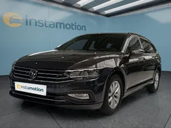 Grau Gebraucht 2021 VW Passat Kombi | 22.549 € (Fairer Preis)