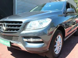 Tenoritgrau metalliclack (metallic) Gebraucht 2015 Mercedes ML250 Sport SUV | 23.979 € (Etwas zu teuer)