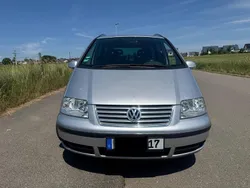 Silber Gebraucht 2009 VW Sharan Van / Kleinbus | 3.800 € (Fairer Preis)