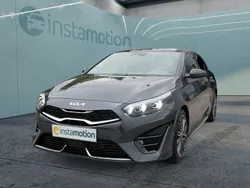 Grau Gebraucht 2024 Kia ProCeed GT-Line Kleinwagen | 29.049 € (Fairer Preis)