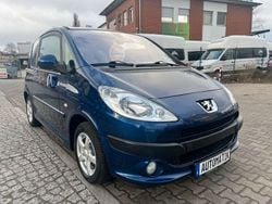 Blau Gebraucht 2009 Peugeot 1007 Premium Kleinwagen | 5.290 € (Teuer)