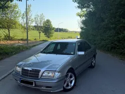 Silber Gebraucht 1998 Mercedes C220 Classic Limousine | 4.980 € (Etwas zu teuer)