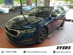 Lava blau metallic Gebraucht 2022 Skoda Octavia Style Kombi | 25.490 € (Fairer Preis)