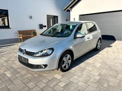 Silber Gebraucht 2010 VW Golf Team Limousine | 7.990 € (Teuer)
