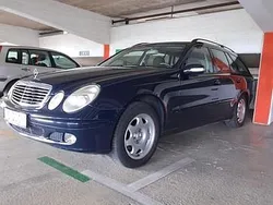 Blau Gebraucht 2003 Mercedes E320 Kombi | 2.799 €