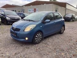 Blau Gebraucht 2008 Toyota Yaris Limousine | 2.499 € (Superpreis)
