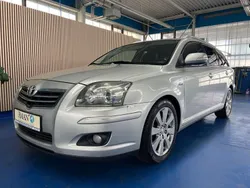 Silber Gebraucht 2009 Toyota Avensis Team Kombi | 3.499 €