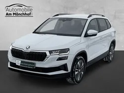 Weiß Neu 2024 Skoda Karoq Selection SUV | 33.900 € (Fairer Preis)