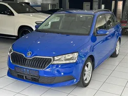 Blau Gebraucht 2022 Skoda Fabia Ambition Kombi | 11.990 € (Guter Preis)