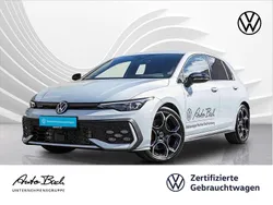 Blau (crystal ice blue metallic) Gebraucht 2025 VW Golf VIII Style Limousine | 37.940 € (Fairer Preis)