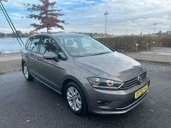 Grau Gebraucht 2015 VW Golf VII Comfortline Limousine | 8.200 € (Guter Preis)
