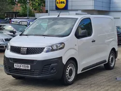 Weiss Gebraucht 2022 Fiat Scudo Basis Van / Kleinbus | 19.890 € (Fairer Preis)