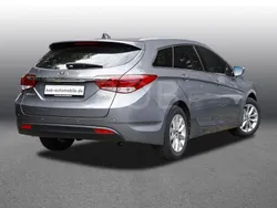 Silber Gebraucht 2018 Hyundai i40 Trend | 16.948 € (Guter Preis)